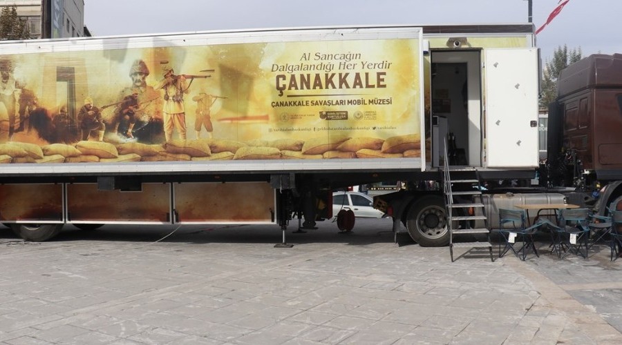 Çanakkale Savaşları Mobil Müzesi'ne ilgi