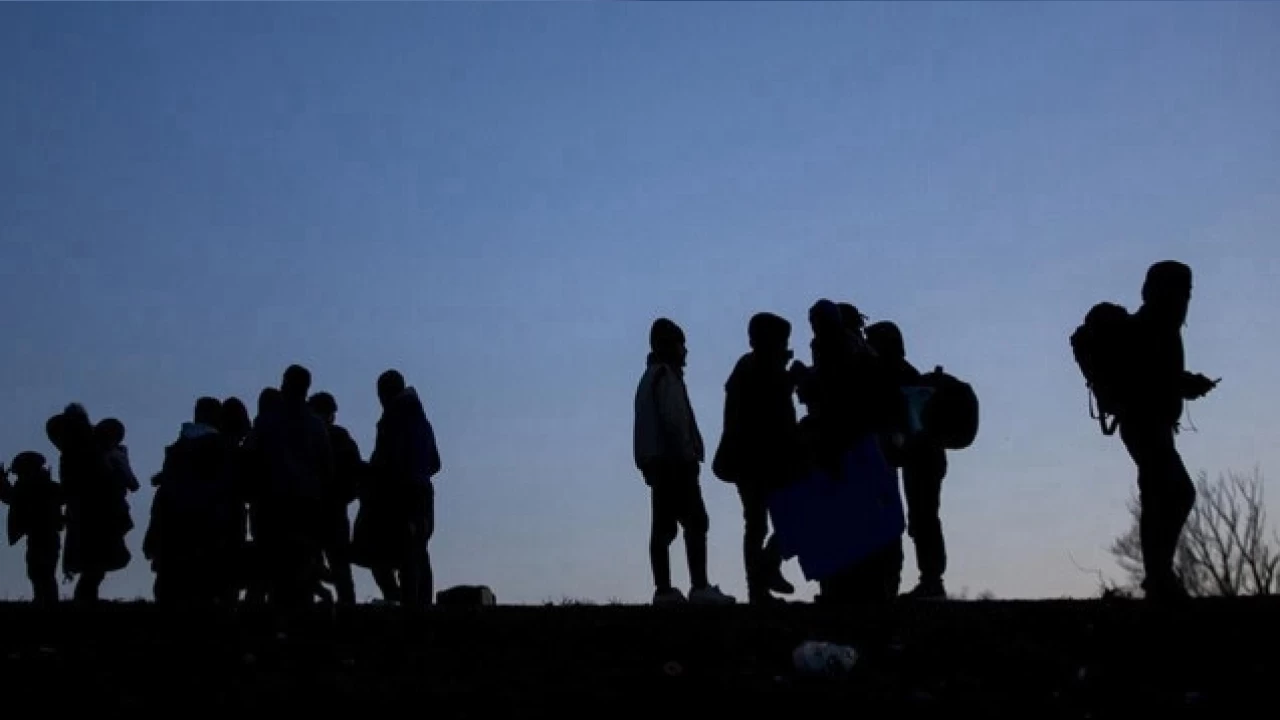 Çanakkale'de 42 düzensiz göçmen yakalandı