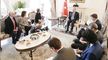 Çavuşoğlu, Callamard ile görüştü