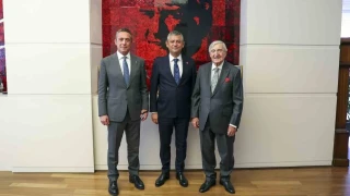 CHP Genel Başkanı Özel, Rahmi Koç ve Ali Koç'u kabul etti
