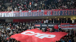 CHP kurultay davas� 21 Ekim'e ertelendi
