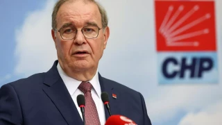 CHP'nin yeni Grup Ba�kan� Faik �ztrak oldu, Grup Ba�kanvekilliklerine K�l�� ve T�reli se�ildi