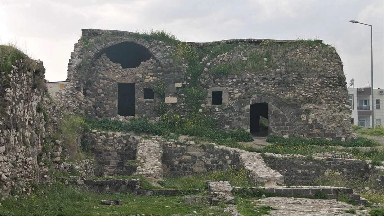 Cizre Sur Kalntlar: Savunma hatt, ehir kimliinin bir paras