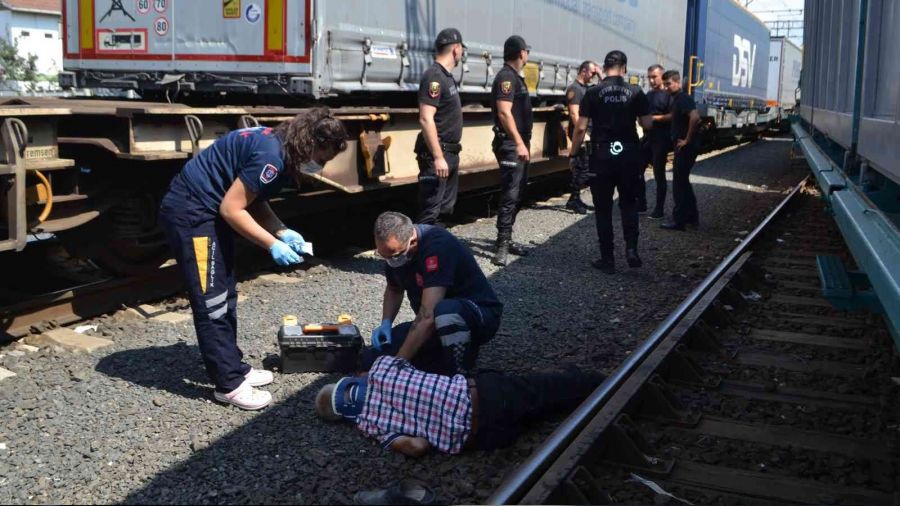 Çorlu Tren Garı'nda yaralı bir şahıs bulundu