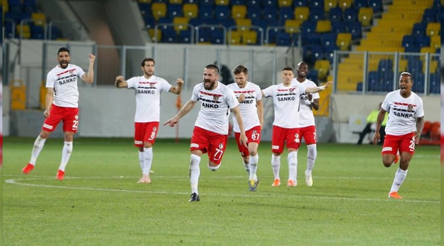 "Cuma sabahına şampiyon kalkacağız"