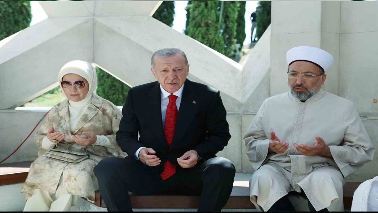 Cumhurba�kan� Erdo�an: "15 Temmuz'a 'oyun' diyenleri k�yamete kadar affetmeyece�iz"