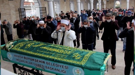 Depremde yaşamını yitiren Nerrin Erakman toprağa verildi