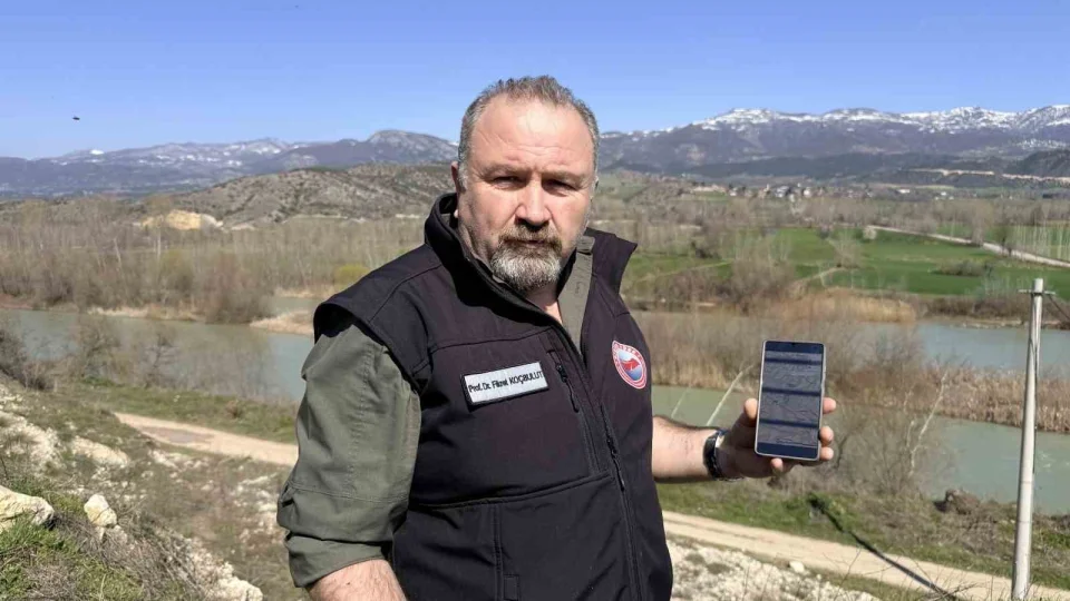 Depreme merkezinde yakalanan uzmanı, depremi anlattı