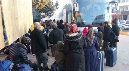 Depremzedeler Adyaman' terk ediyor
