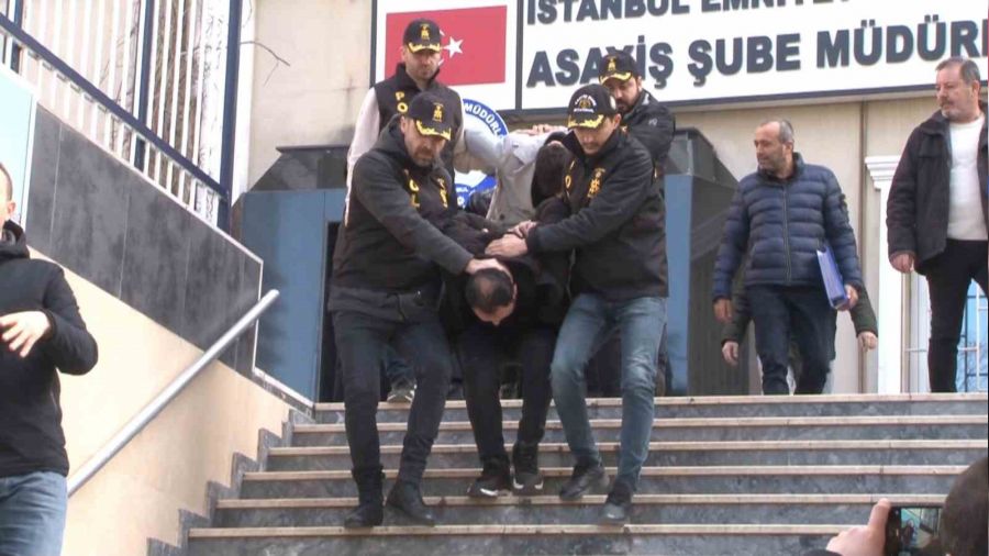 Depremzedeyi yard�m ba�l���yla 37 bin TL doland�rd�lar