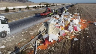 Devrilen t�rda 27 ton havu� ziyan oldu