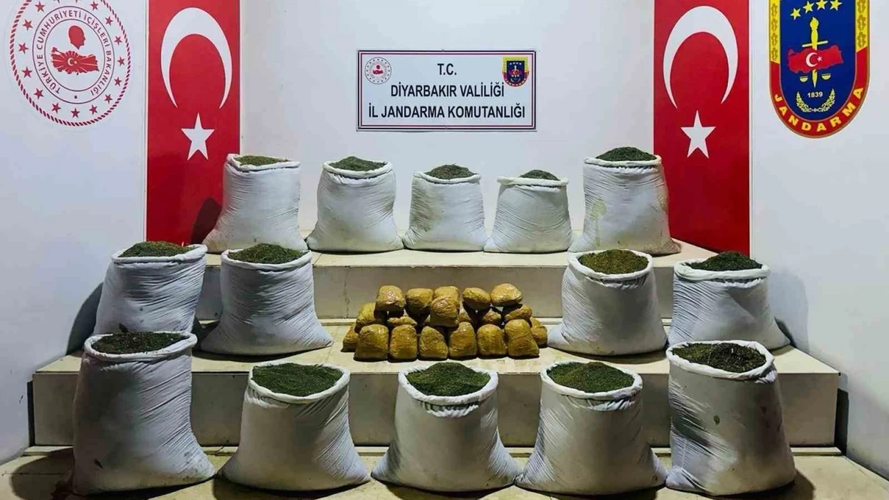 Diyarbak�r'da 381 kilo esrar ele ge�irildi