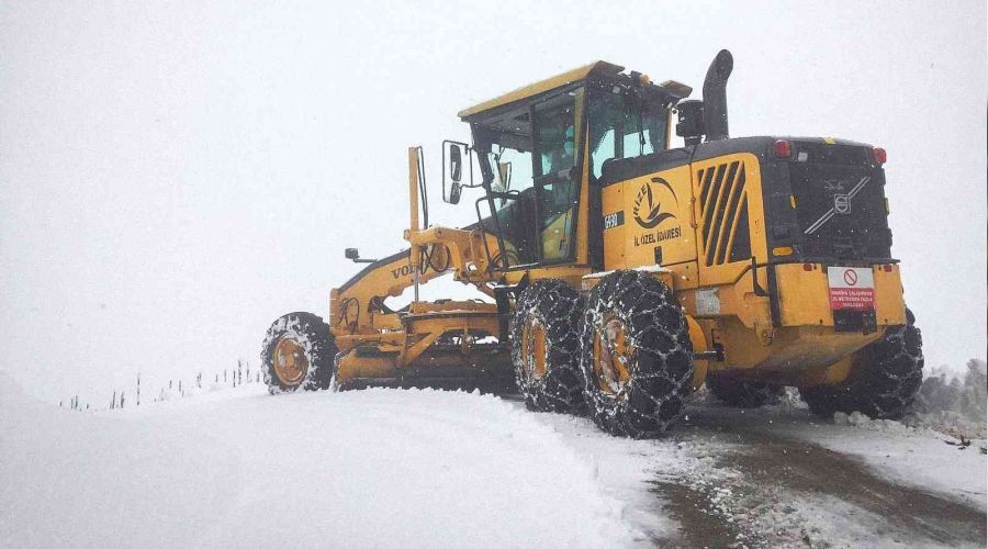 Do�u Karadeniz'de 322 k�y yolu kapand�
