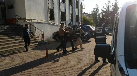 Doktora şiddete hapis cezası