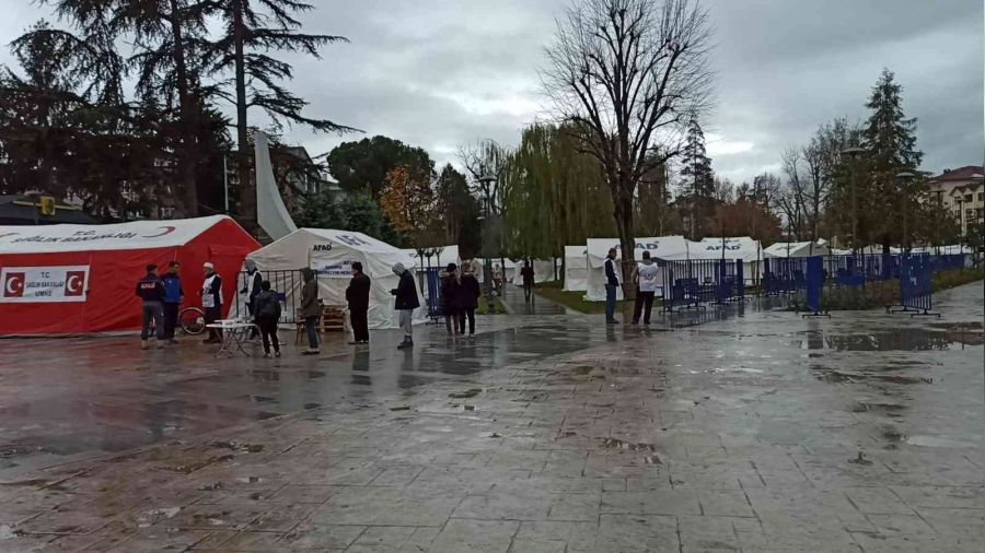 Düzce'de bir deprem daha oldu... Büyüklüğü 4.1