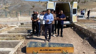Elaz��'da y�ld�r�m�n isabet etti�i �ocuk hayat�n� kaybetti
