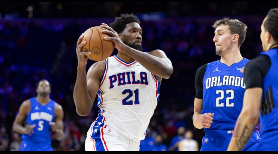 Embiid ve Jokic tak�mlar�n� s�rtlad�