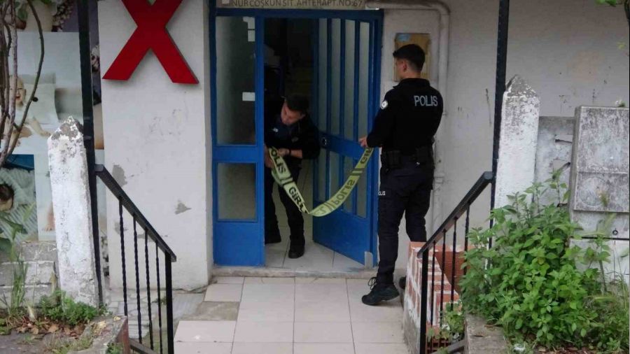 Emekli astsubay kocası tarafından vuruldu
