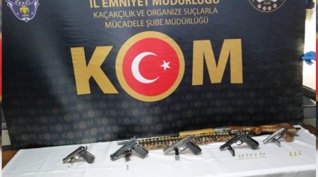 Emniyet'ten ruhsatsız silah operasyonu