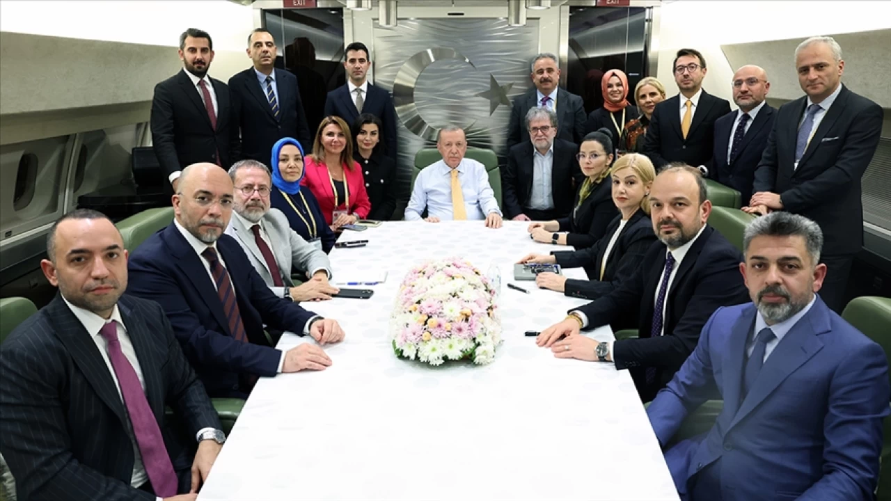 Erdoğan Trump'ın kendisini övmesinden memnun