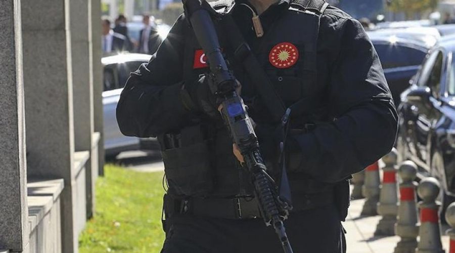 Erdoan' takip eden polislerin arjrleri topland iddiasna cevap