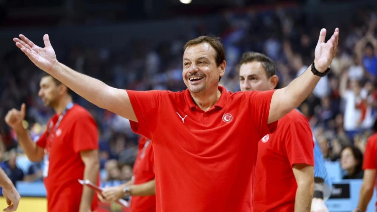 Ergin Ataman'dan FIBA'ya ma� saati tepkisi