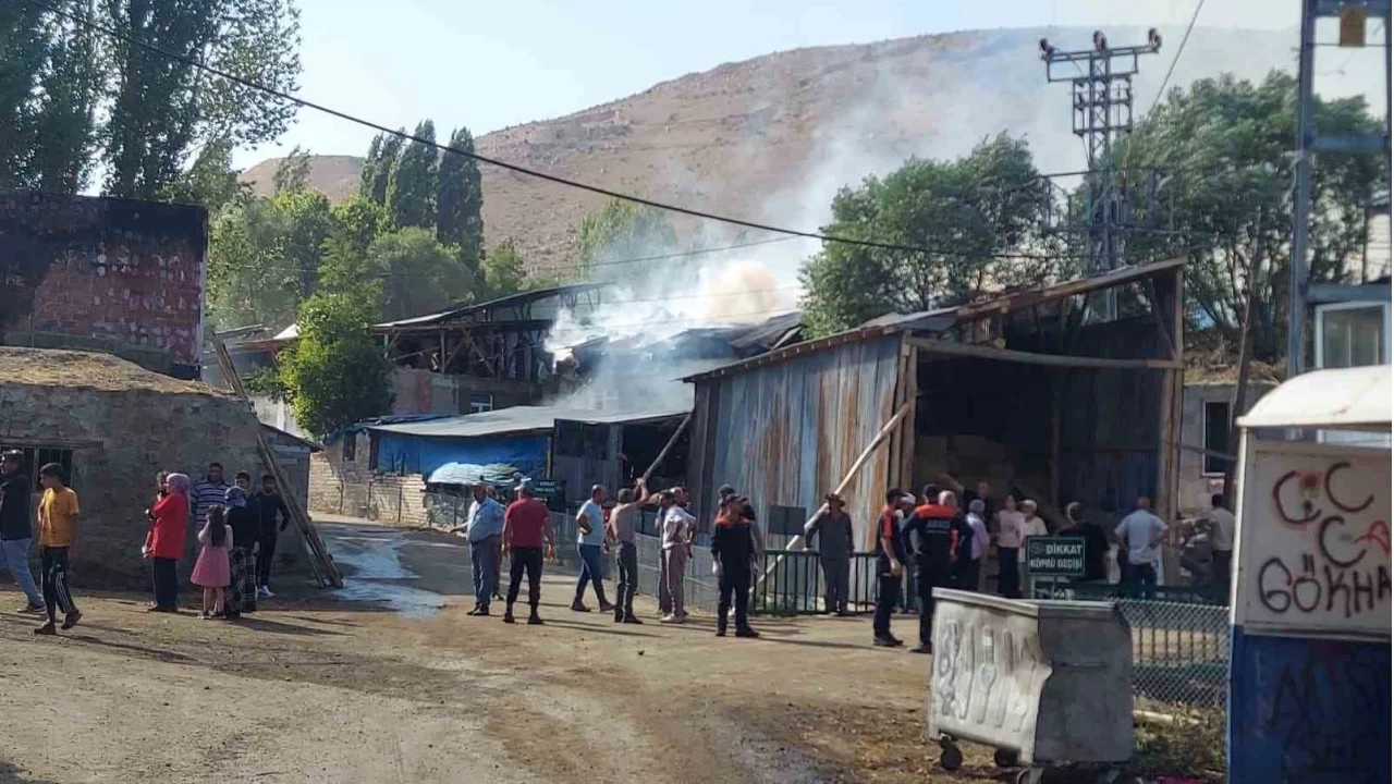 Erzurum Yakutiye'de b�y�k yang�n