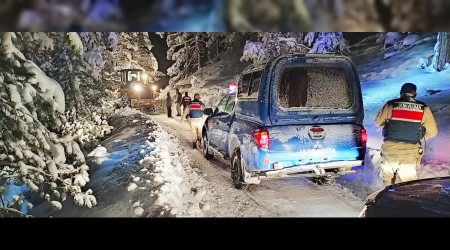 Erzurum’da işçiler çığın altında kaldı