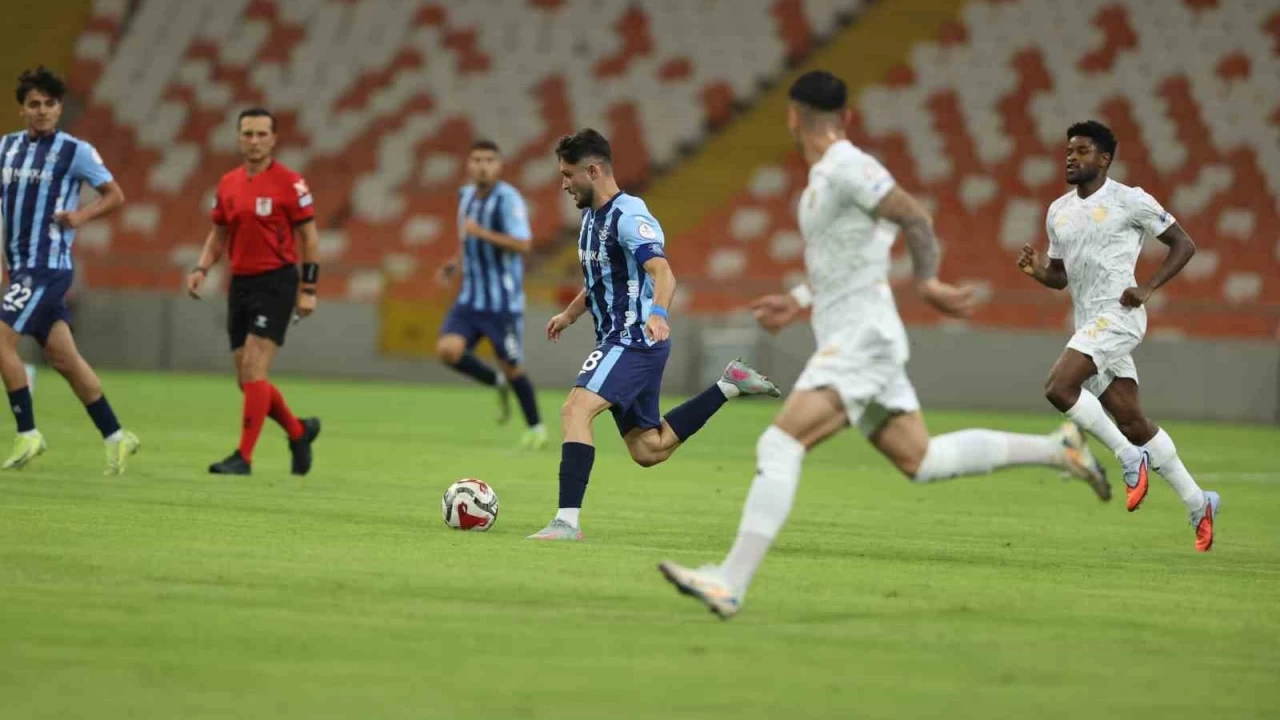 Erzurumspor deplasmanda Adana Demirspor'u malup etti