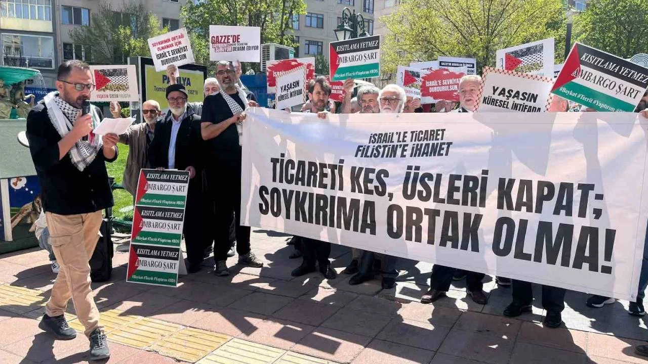 Eskişehir'de 'İsrail'le ticari durdurun' eylemi