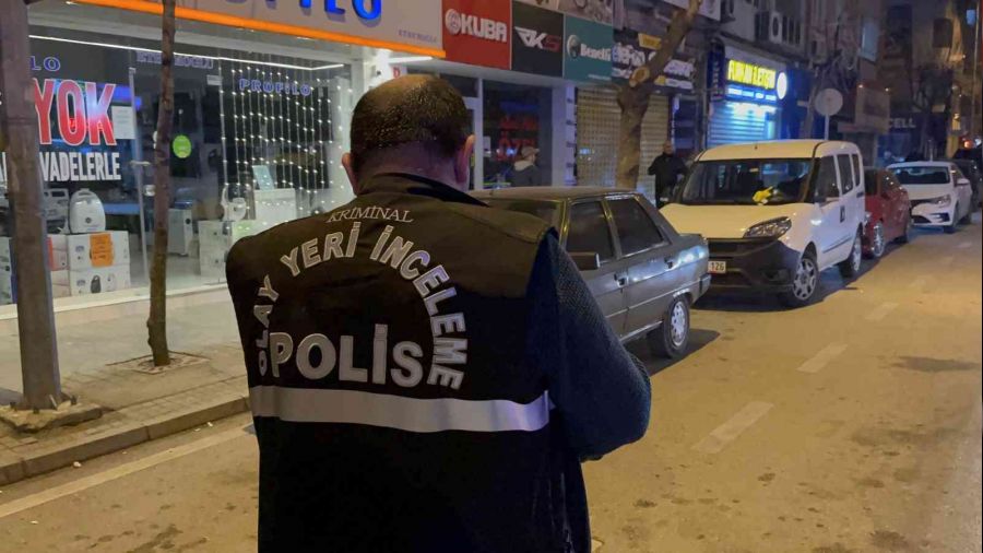 Eskişehir'de park halindeki araçları kurşunladılar