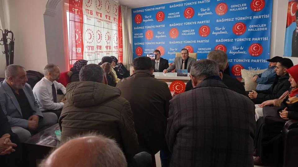 Eski�ehir�de Prof. Dr. Haydar Ba� i�in lokma ikram� ve anma program� bir arada