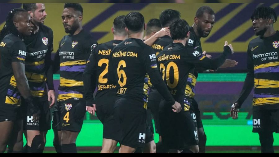 Eyüpspor, yeni hocasıyla ilk sınavında