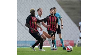 Fatih Karagümrük Konyaspor'u 2 golle geçti