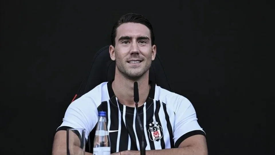 Fenerbah�e Vlahovic'i neden Be�ikta�'a kapt�rd�?