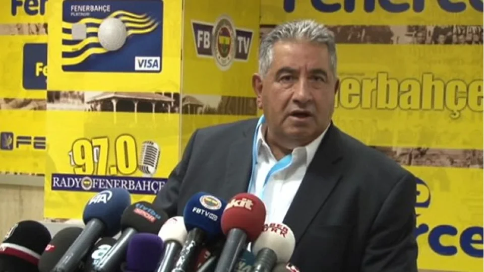 Fenerbah�e'den Okan Buruk'a destek