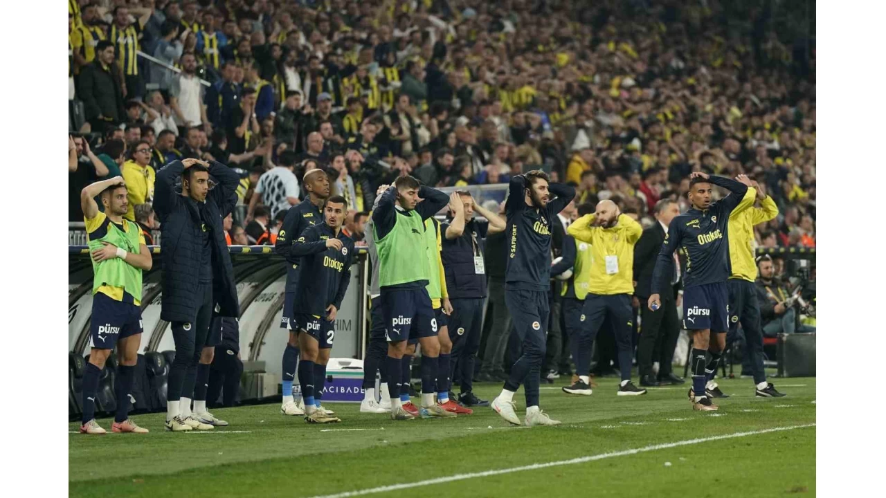 Fenerbahçe'nin evindeki 9 maçlık galibiyet serisi sona erdi