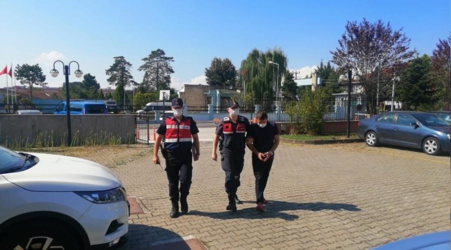 Firari �ah�s jandarmadan ka�amad�