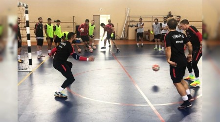 Futsal Milli Takm  Corona-19'a ramen hazr