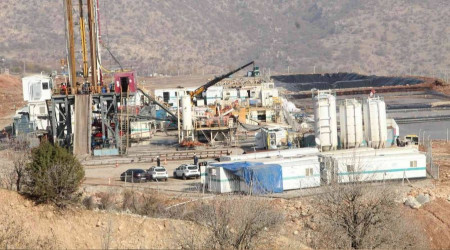 Gabar Dağı'ndan petrol fışkırıyor