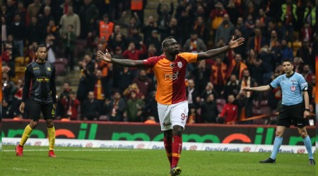 Galatasaray takibe devam ediyor