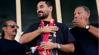 Galatasaray'n yeni transferi lkay Gndoan, stanbul'a geldi