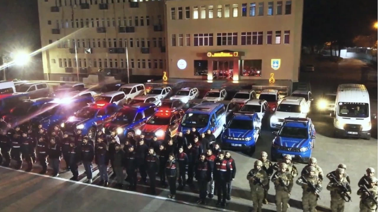 Gaziantep'te DEAŞ'a şafak operasyonu: 13 gözaltı