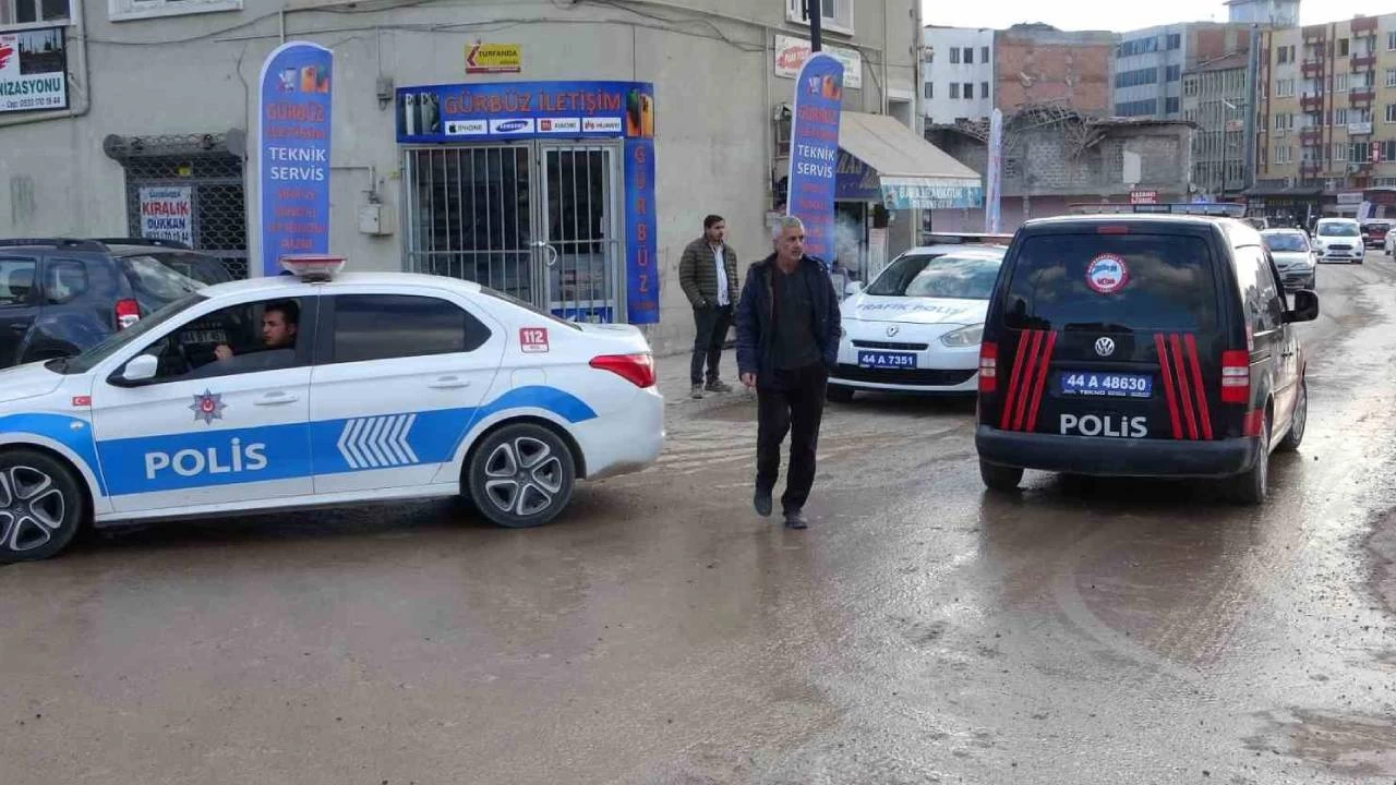 Grmeye ard arkadan silahla vurdu