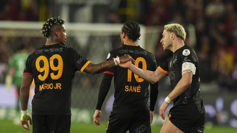 G�ztepe ka��rd�, Galatasaray ka��rmad�