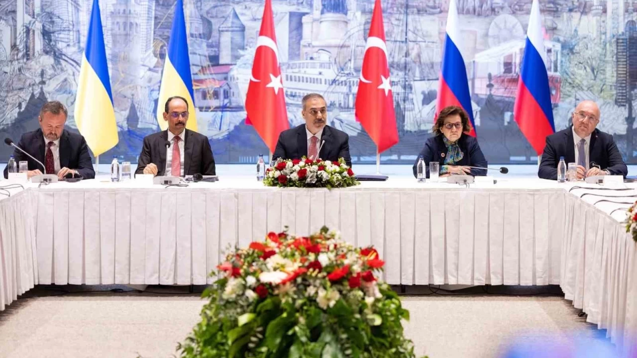 Hakan Fidan: Ateşkesin bir an evvel hayata geçirilmesi kritik önem taşımaktadır