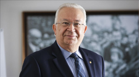 Eşref Hamamcıoğlu, Aysal ve Özbek'in desteğini aldı