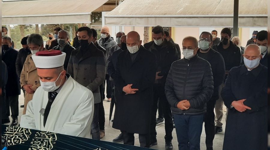 Hasan Polatkan'�n e�i son yolculu�una u�urland�