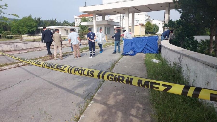 Hastane nnde kadn cesedi bulundu 