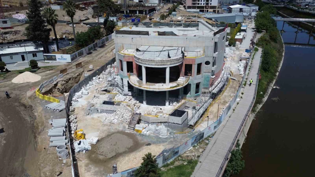 Hatay'da depremde yıkılan tarihi Meclis binası ziyarete açılacak